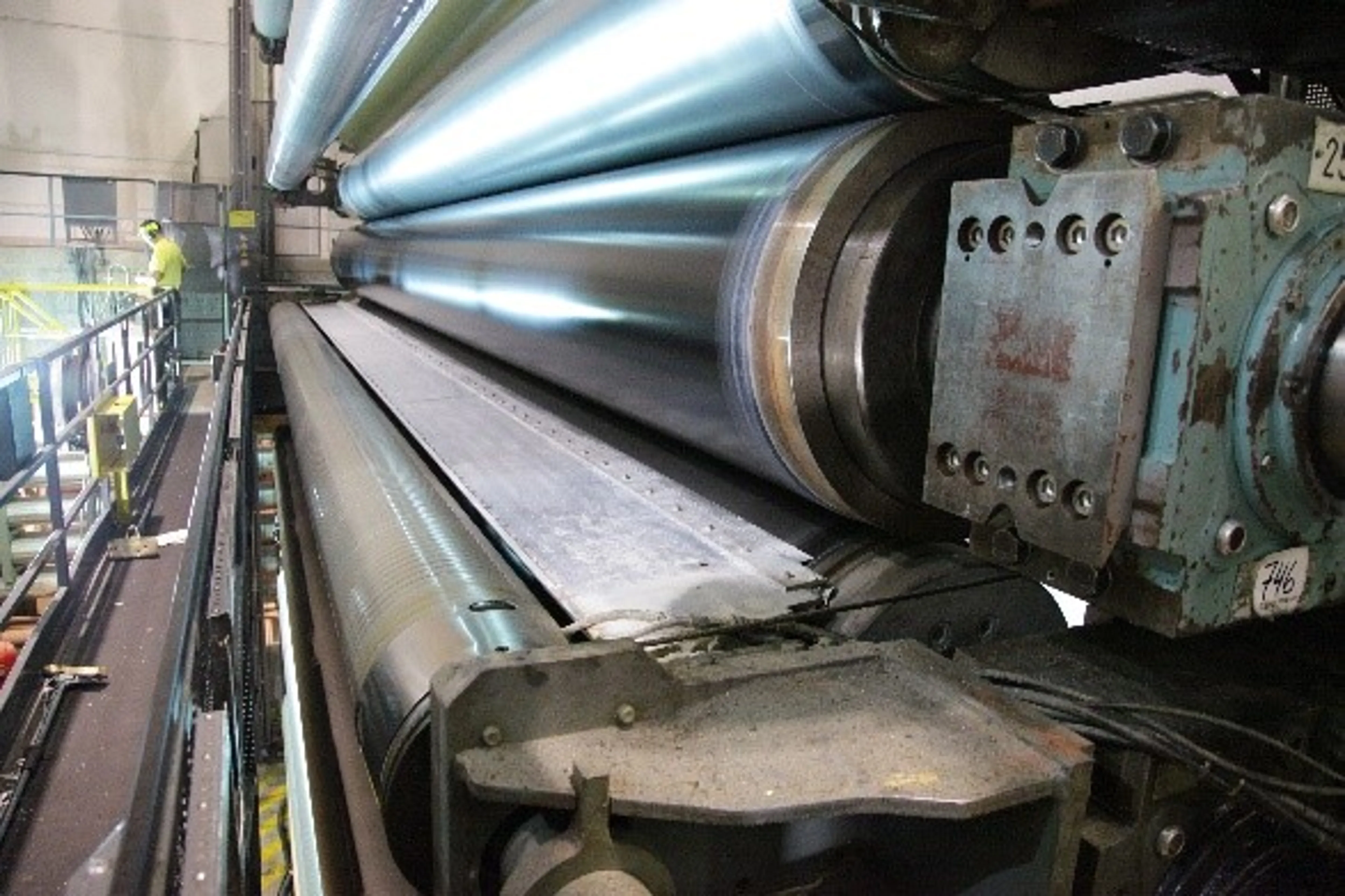 RT-En-Product-Photo-paper-machine-doctoring-V5