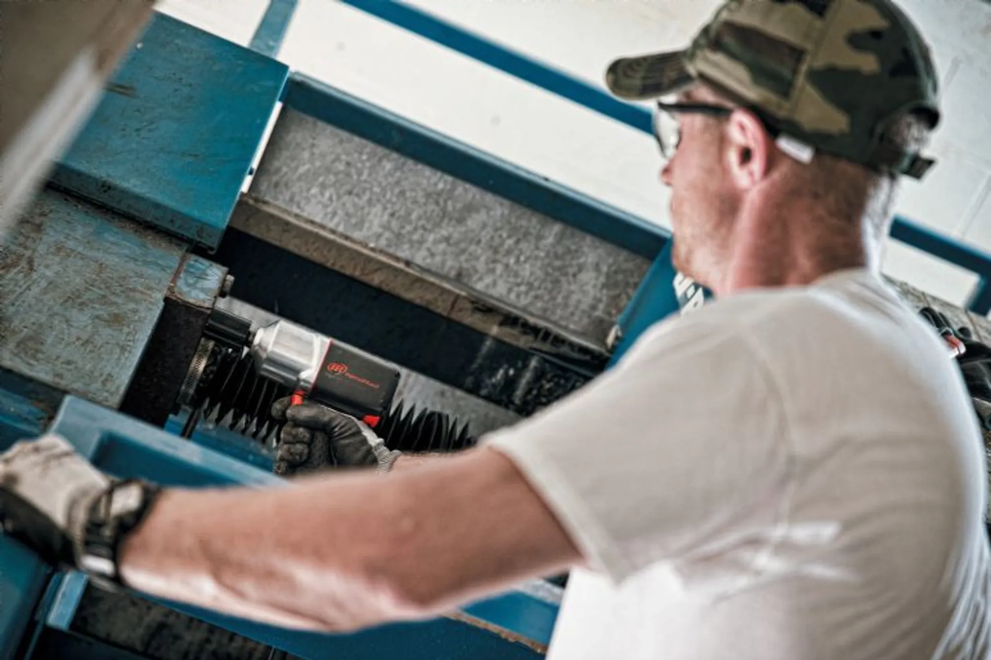 PTL-En-Product-Photo-2135qxpa-V6