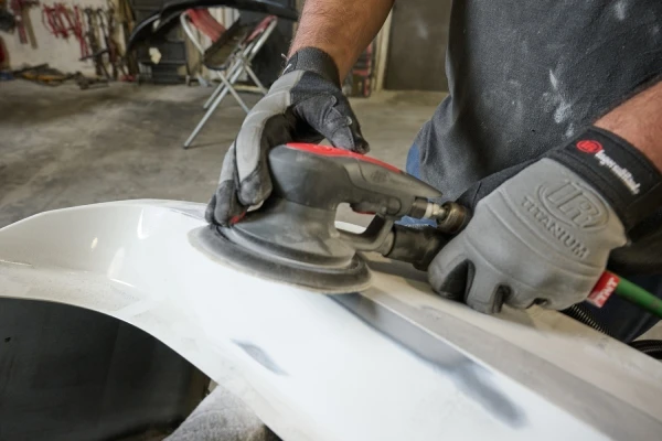 PTL-Zh-Industry-Photo-collision-repair-V1