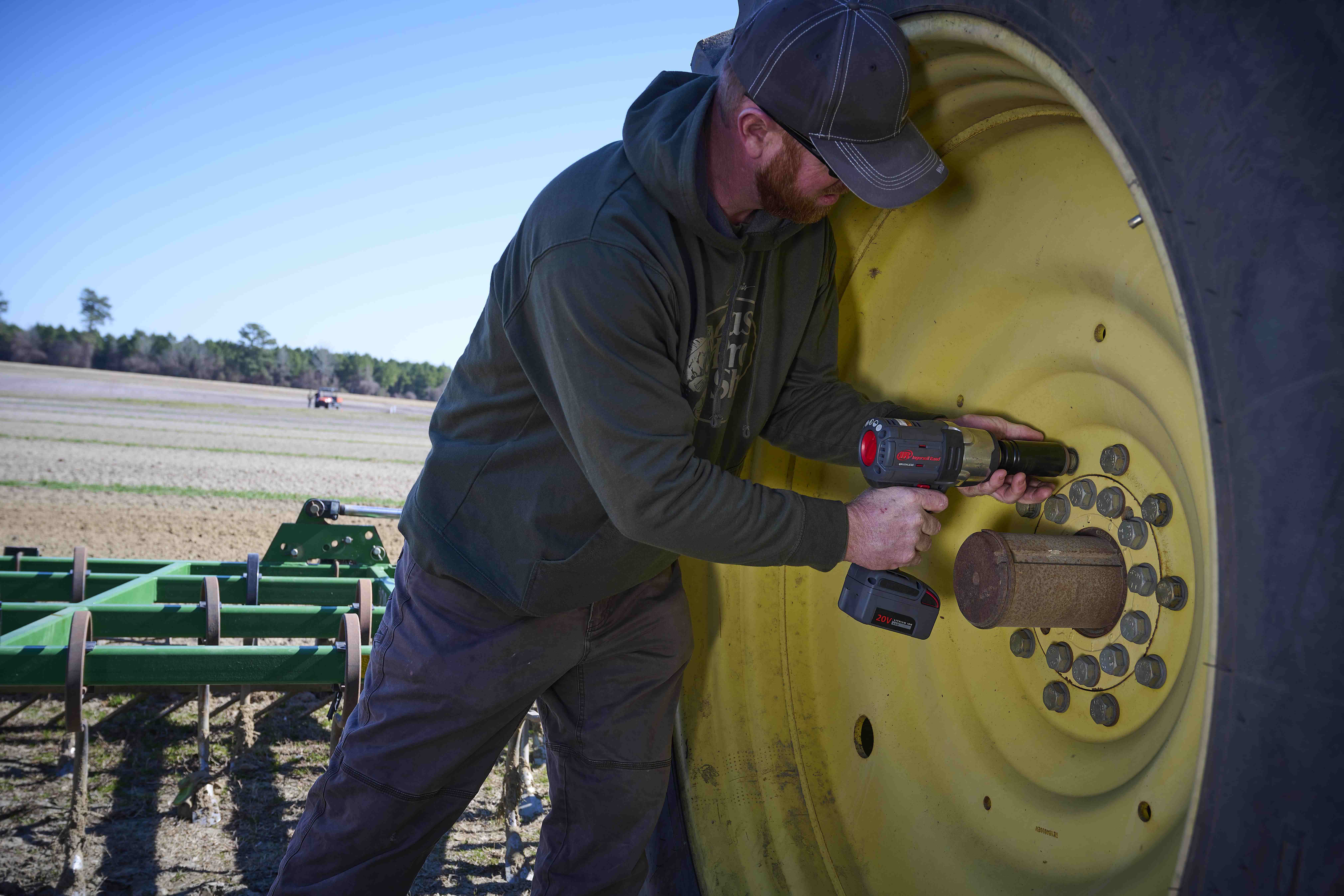 PTL-Zh-Industry-Photo-farms-agricultural-equipment-V2