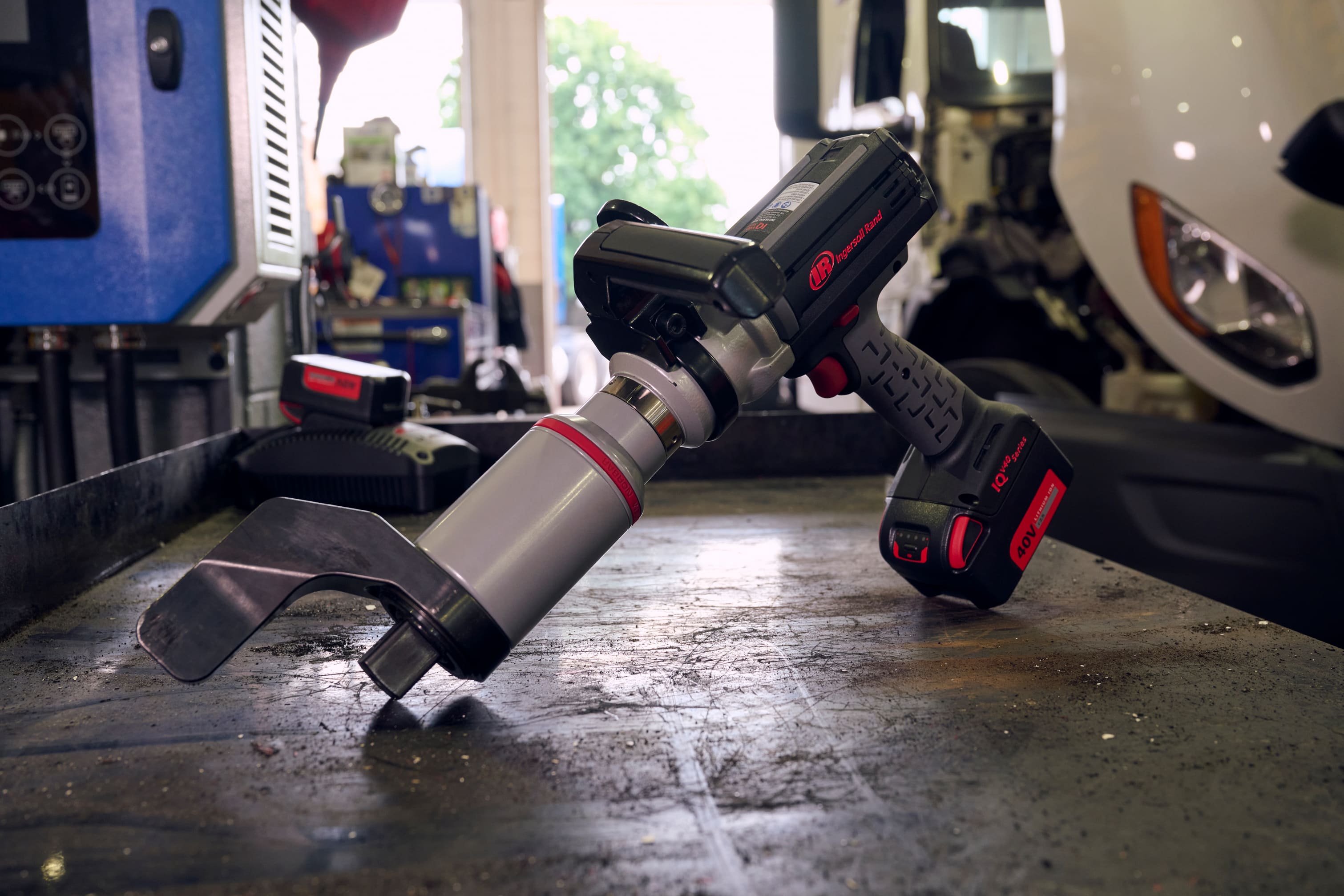 PTL-Zh-Industry-Photo-light-vehicle-manufacturing-V1