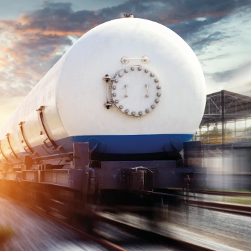 EM-En-Industry-Photo-rail-car-V1