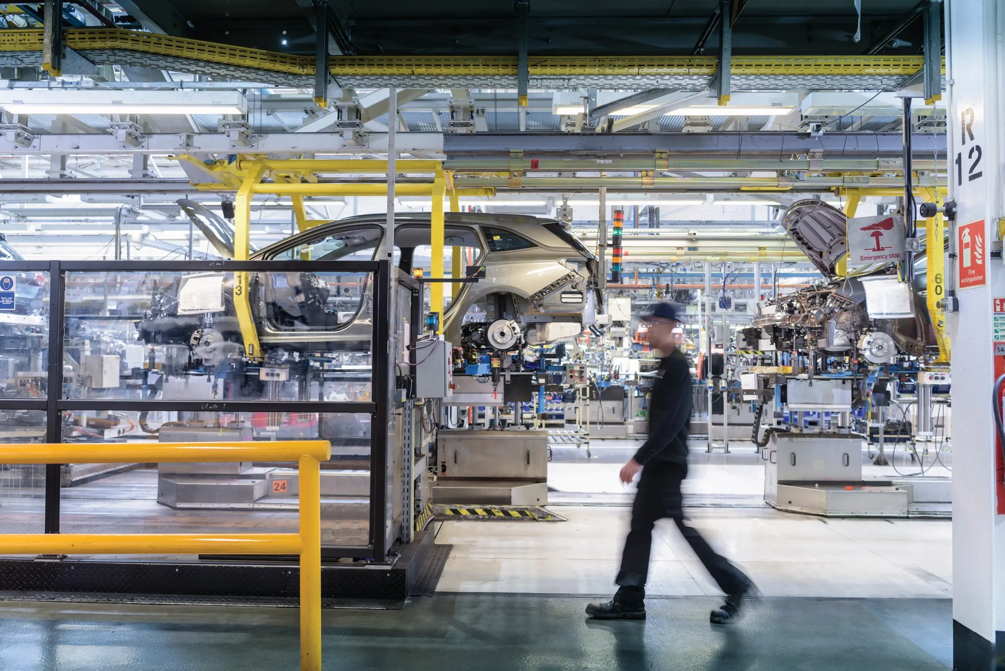 IRP-En-Industry-Photo-automotive-ac-V4