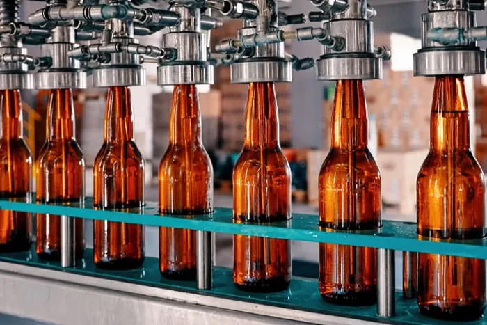 NA-En-Industry-Photo-bottle-filling