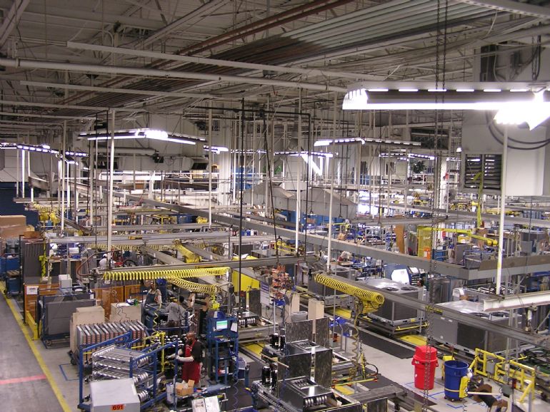 PTL-En-Product-Photo-ceiling-supported-workstation-cranes-V4