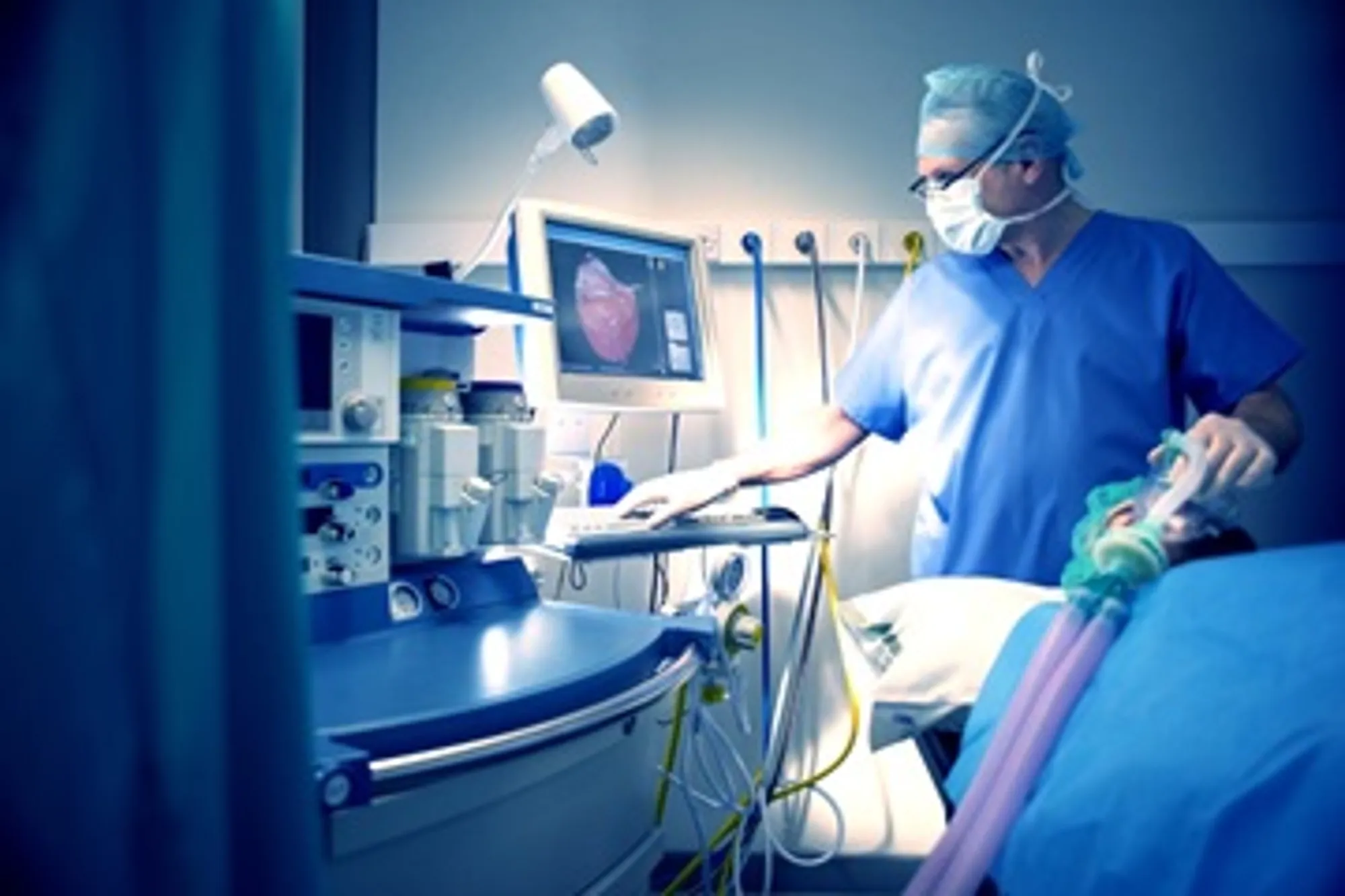 GDP-En-Industry-Photo-clean-compressed-air-and-vacuum-for-hospitals-and-laboratory-applications-V3