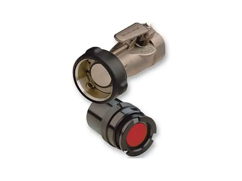 EM-En-Product-Photo-dry-break-couplings