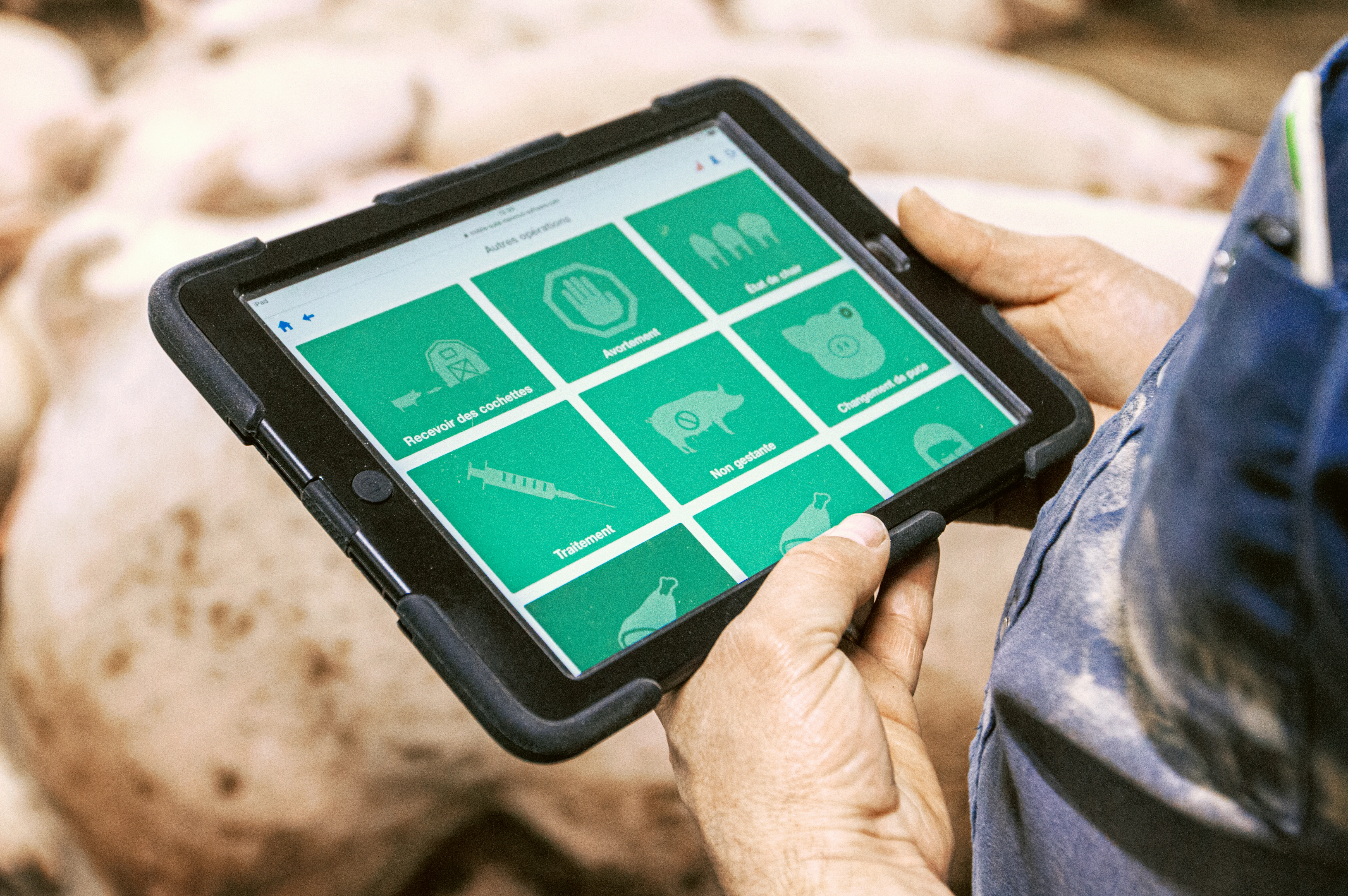 MAX-En-Product-Photo-farm-management-V3