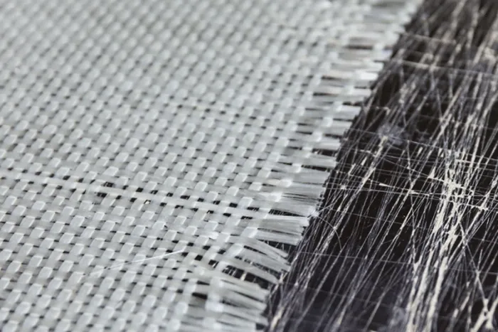 HL-En-Industry-Photo-fiberglass-manufacturing