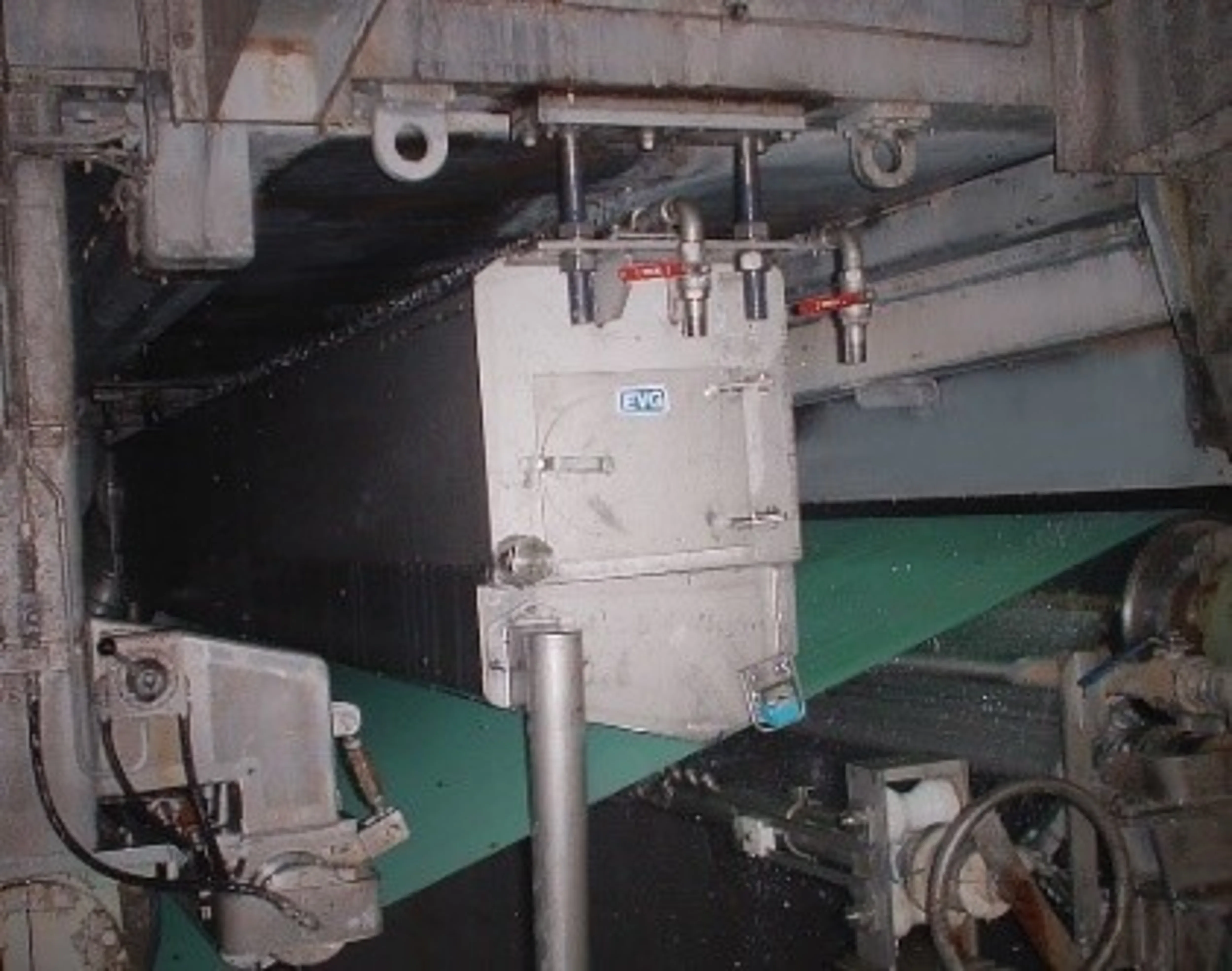 RT-En-Product-Photo-forming-and-dryer-section-cleaning-V2