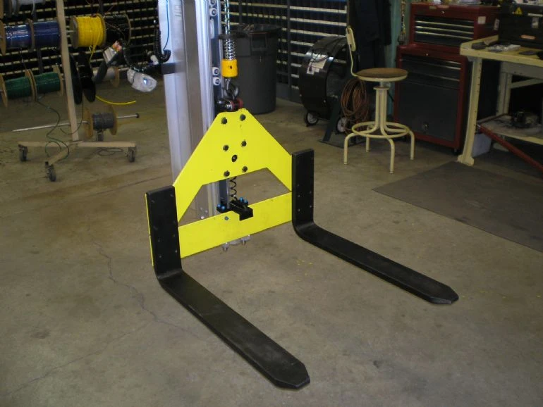 PTL-E3-Product-Photo-hook-or-trap-devices-V3