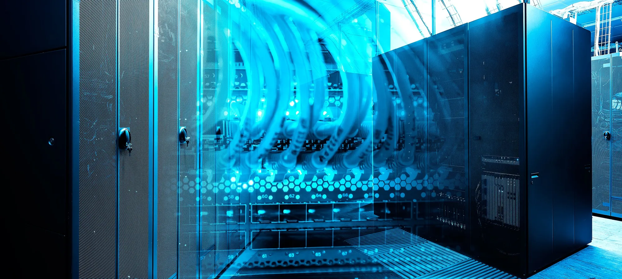 iStock-601004722_data_center.webp