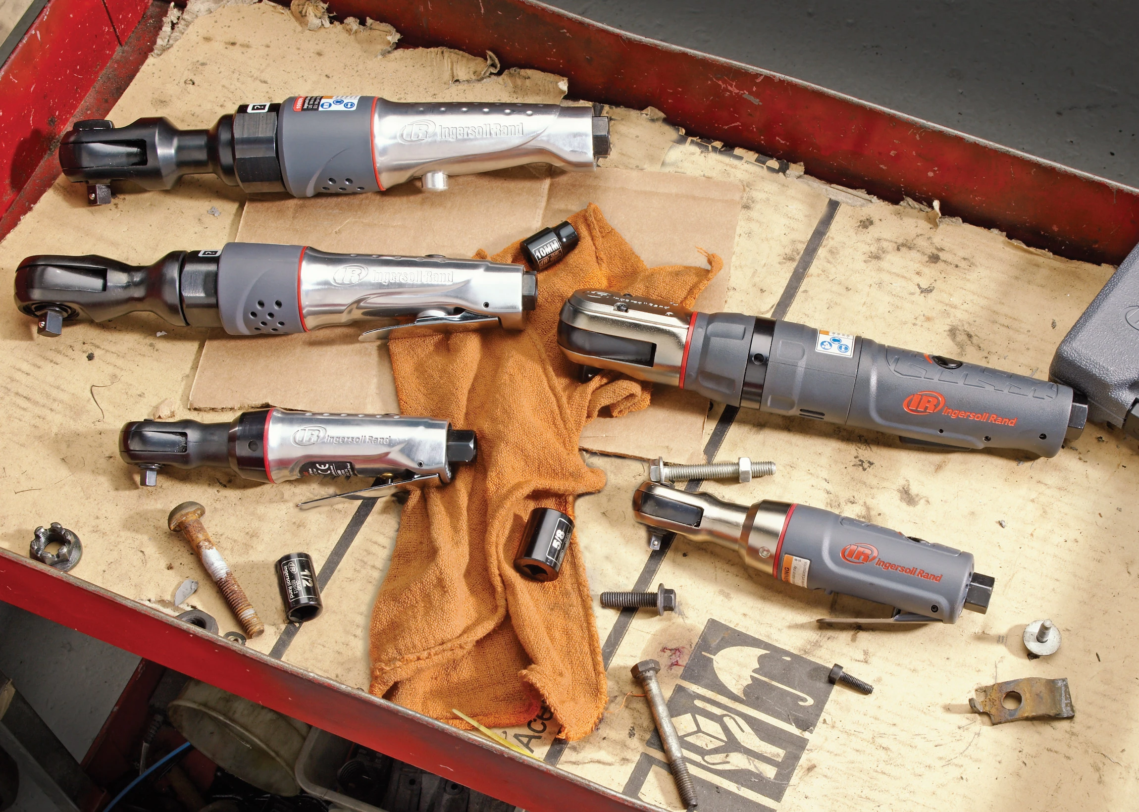 PTL-Zh-Product-Photo-Interior-right-ratchets