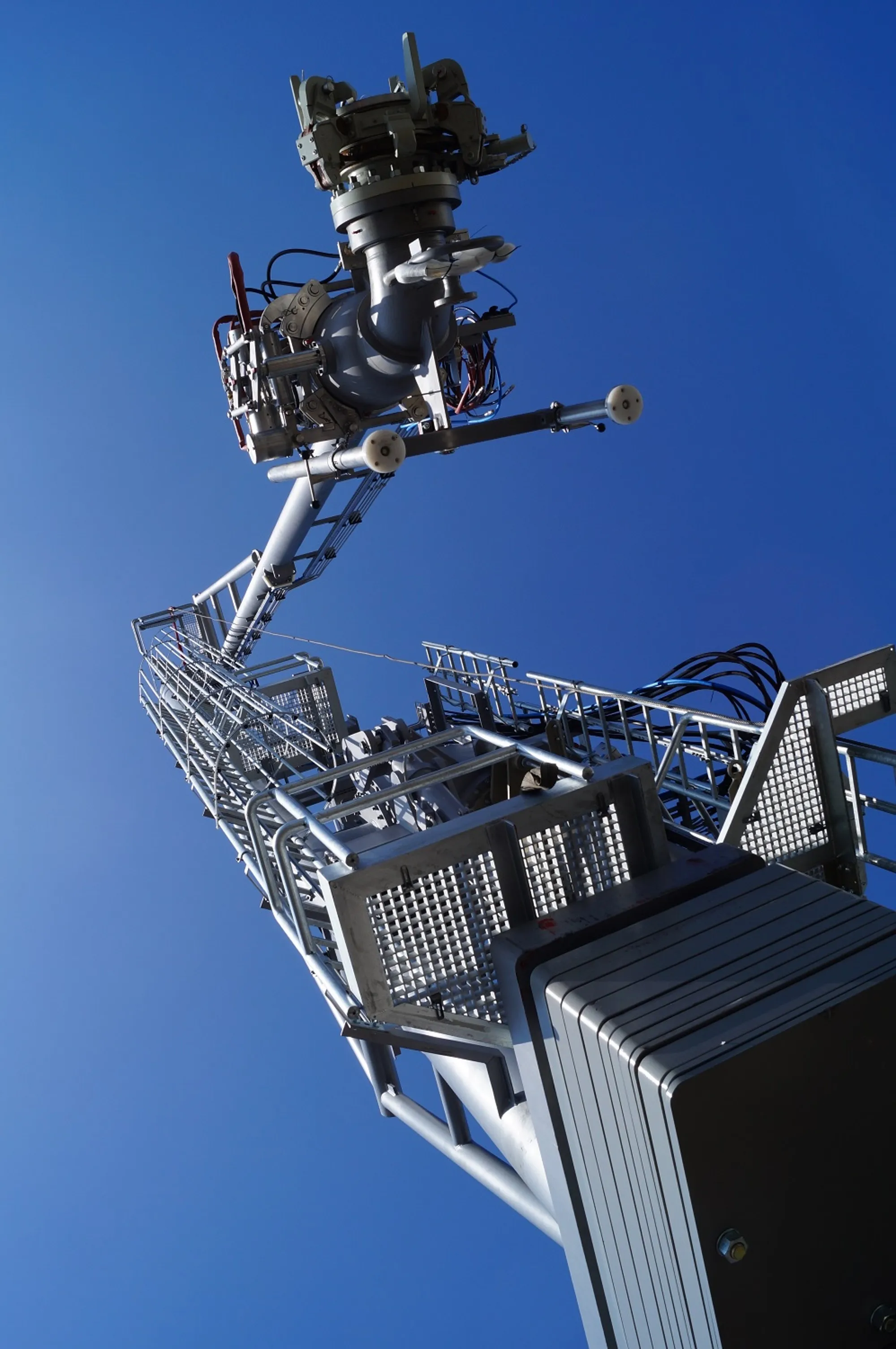 EM-En-Product-Photo-telescopic-drop-tube-V6