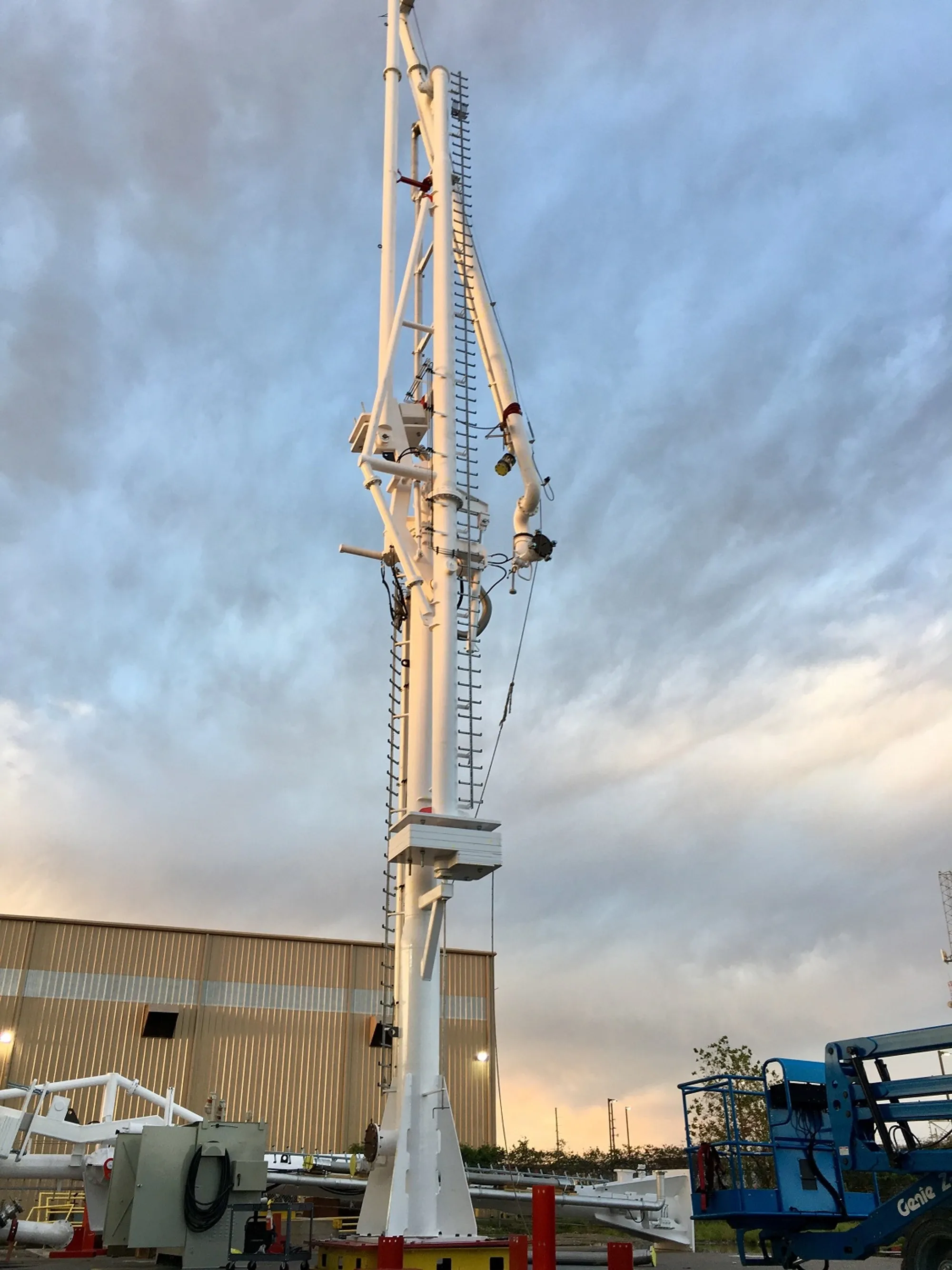 EM-En-Product-Photo-telescopic-drop-tube-V5