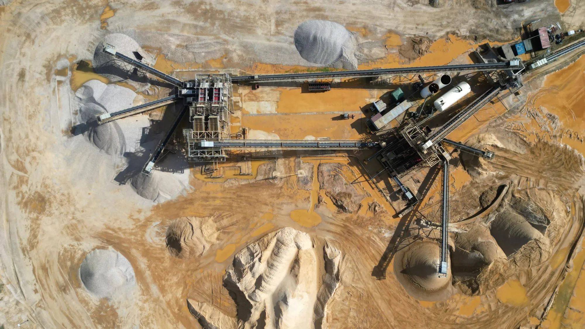 IRP-En-Industry-Photo-mining-ac-V1