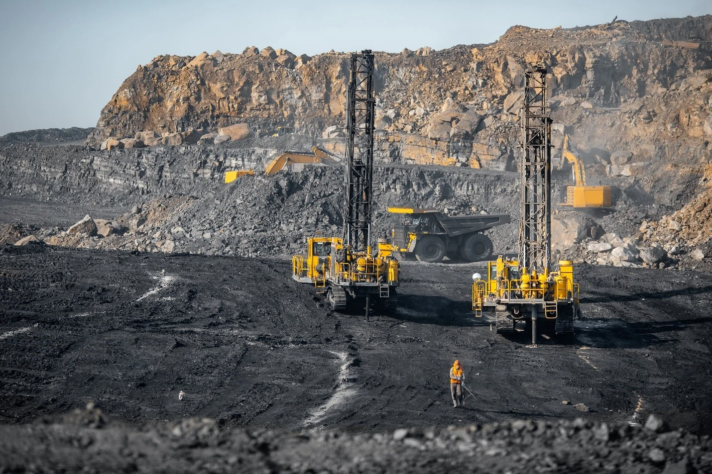 IRP-En-Application-Photo-mining-and-construction