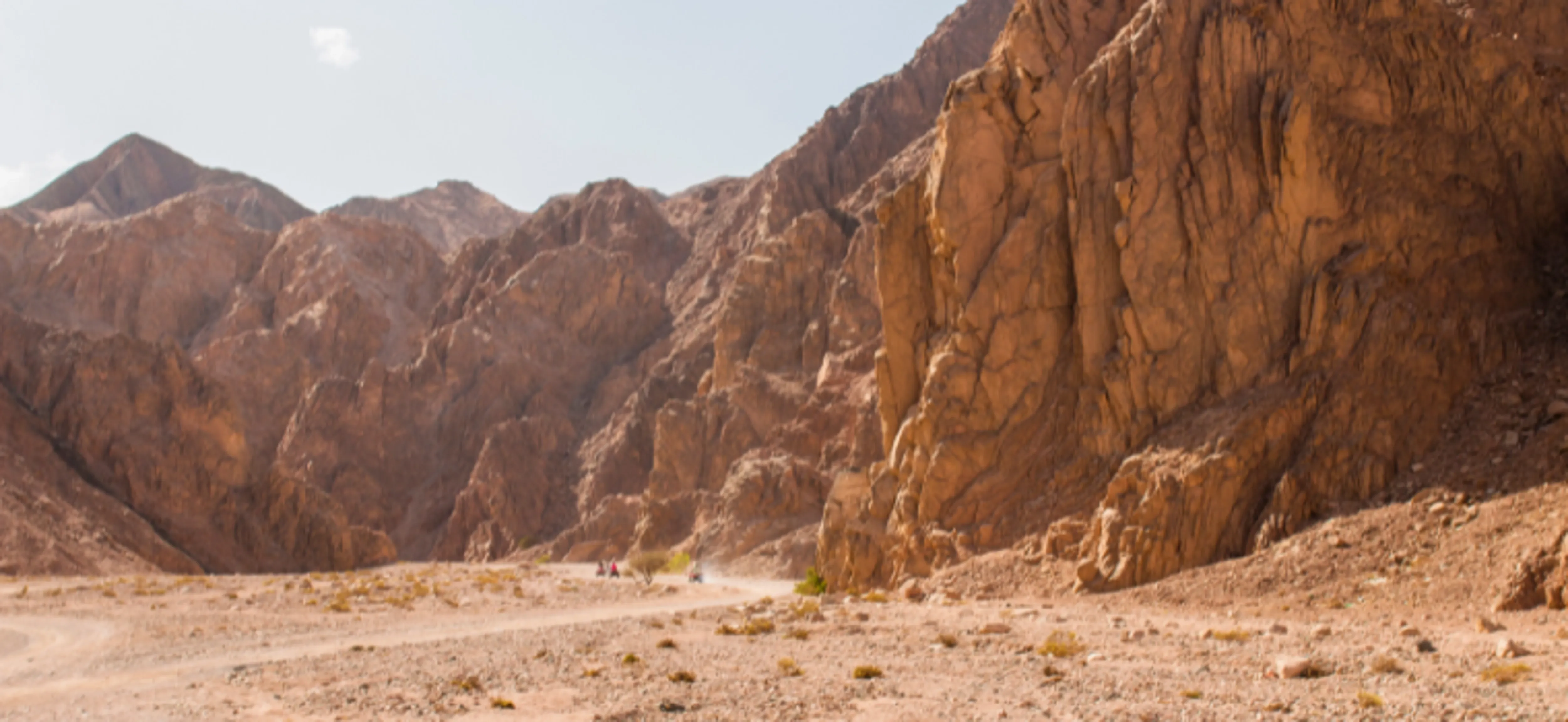 EM-En-Industry-Photo-road-V1