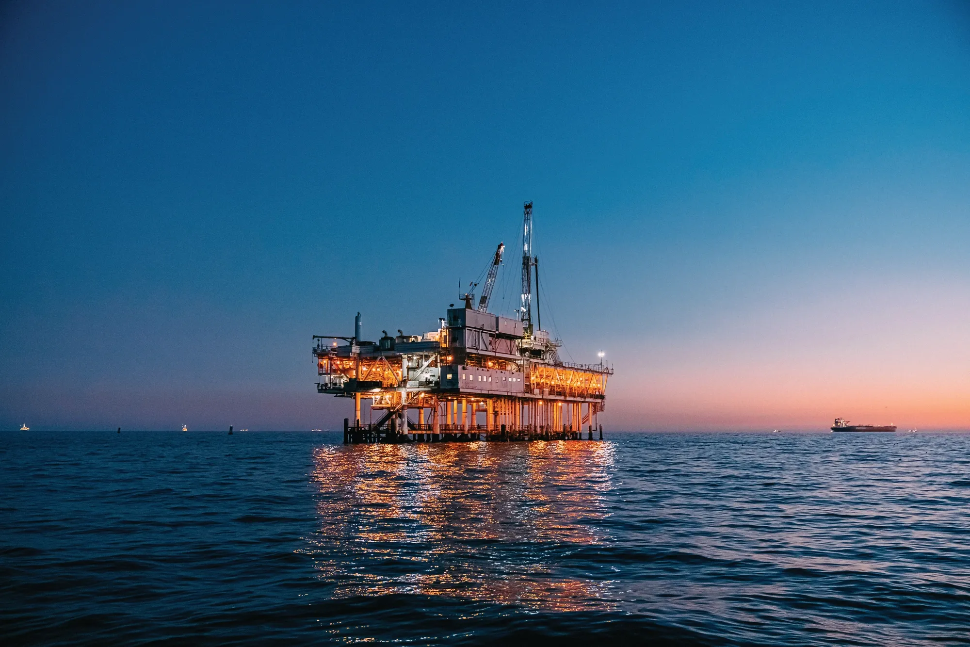 IRP-En-Industry-Photo-oil-and-gas-ac-V4