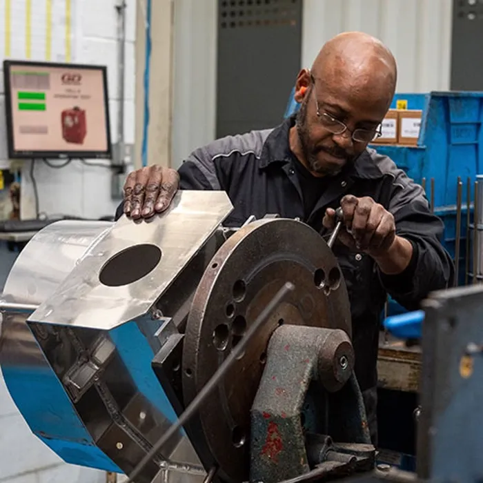 GDP-En-Industry-Photo-parts-and-services