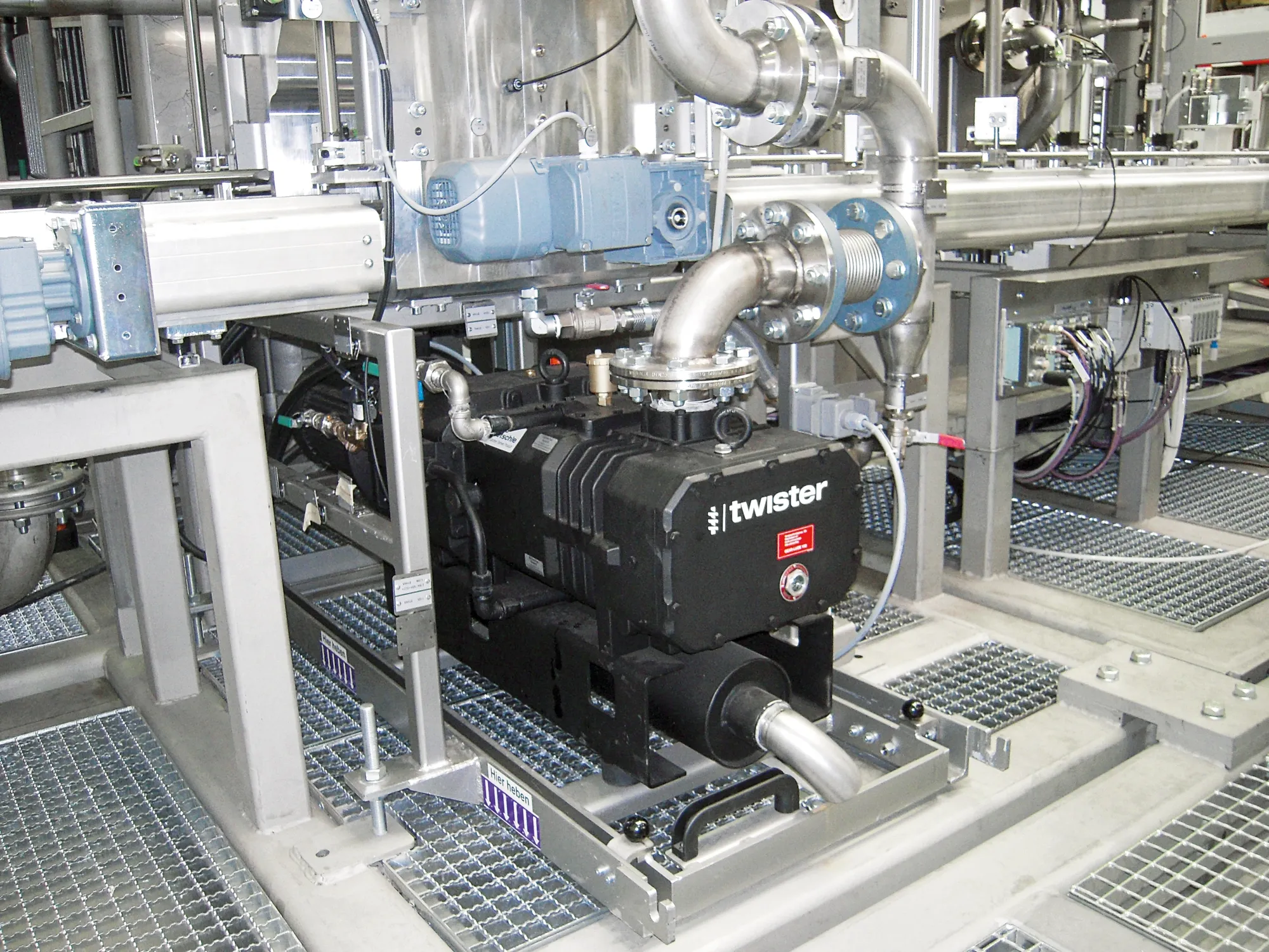 ER-En-Product-Photo-parts-cleaning-V3