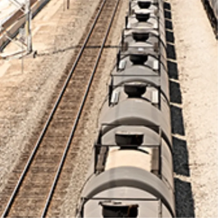 EM-En-Industry-Photo-rail-V2