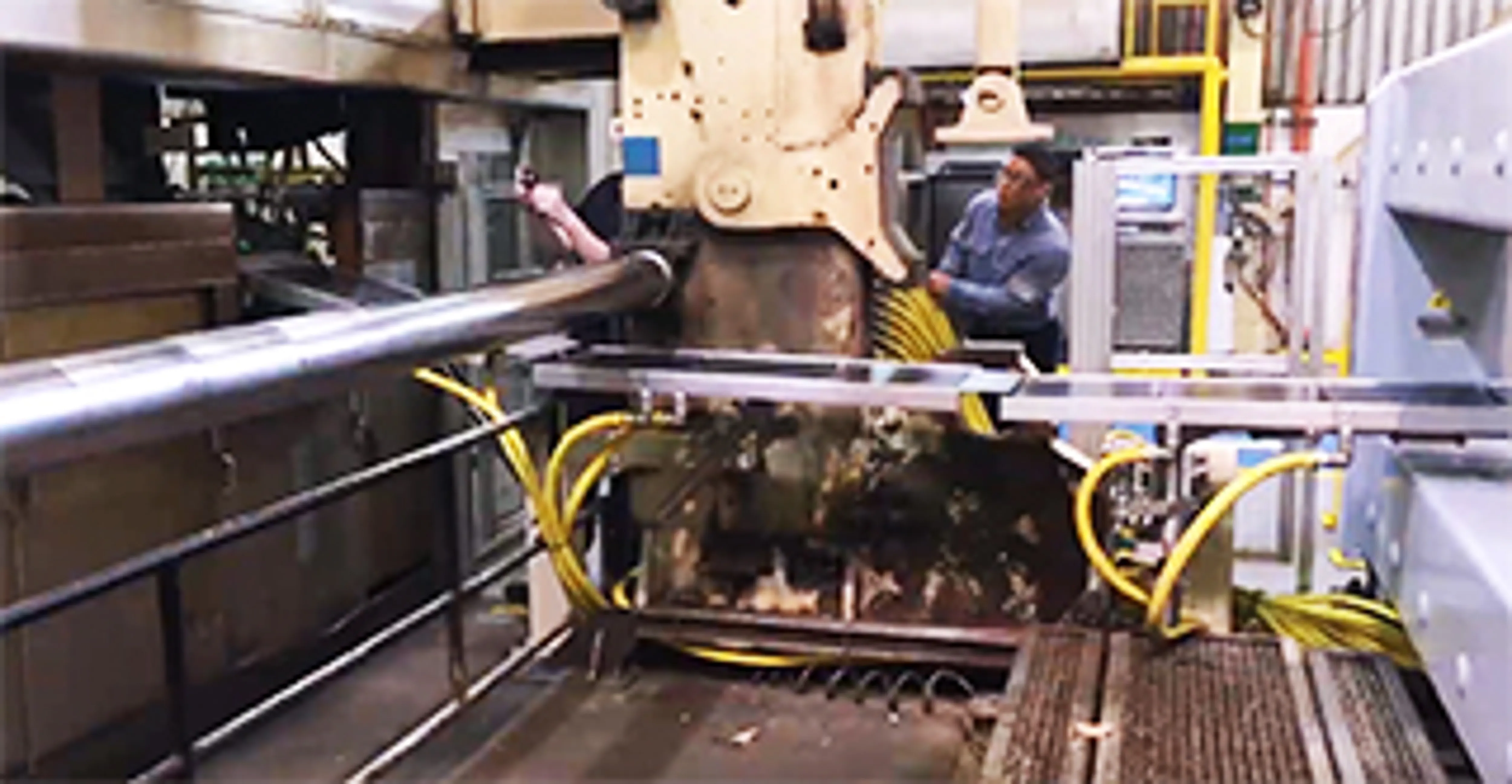 RT-En-Product-Photo-ropeless-tail-threading-V3