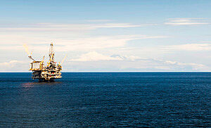 SEP-En-Application-Photo-safety-and-cutting-costs-on-an-offshore-oil-platform