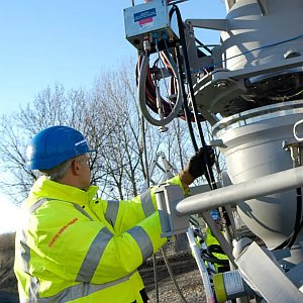 EM-En-Application-Photo-environmental-policy