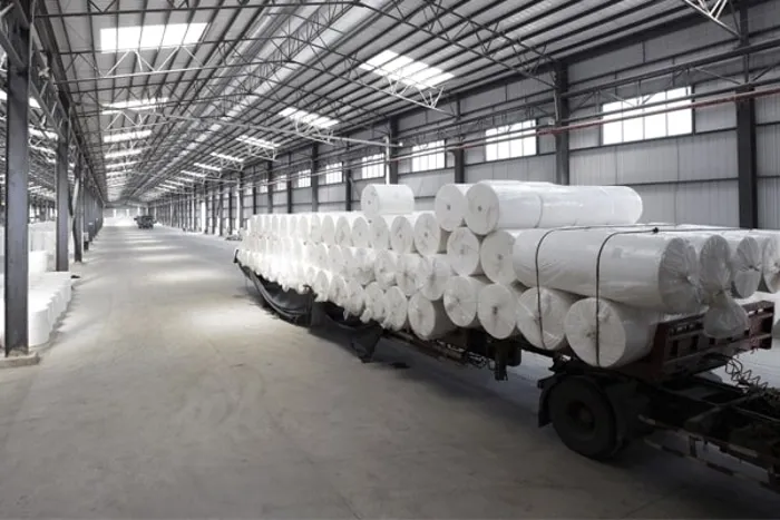 NA-En-Industry-Photo-vacuum-filtration-pulp-and-paper-stock
