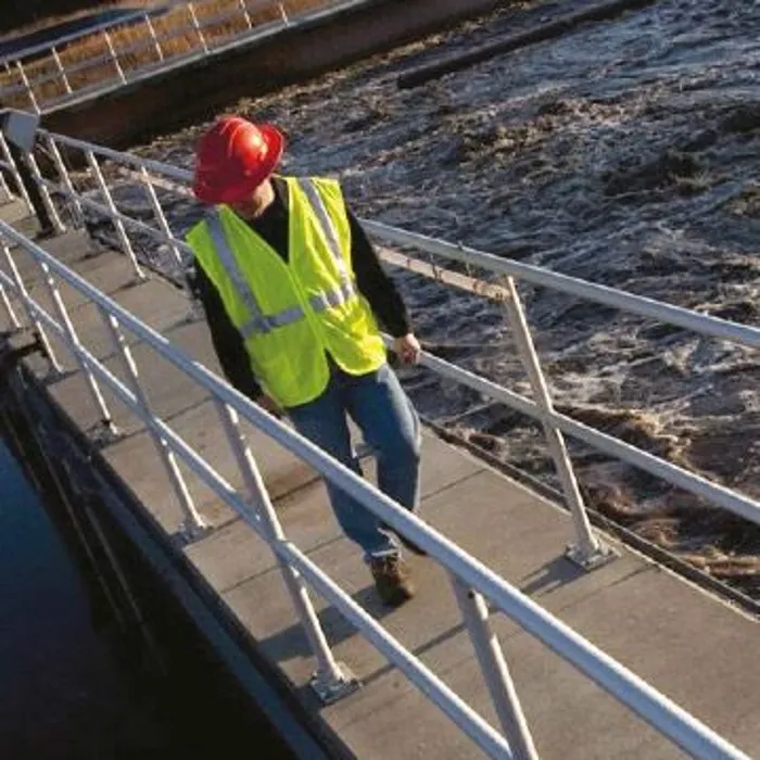 GDP-En-Industry-Photo-wastewater-V1