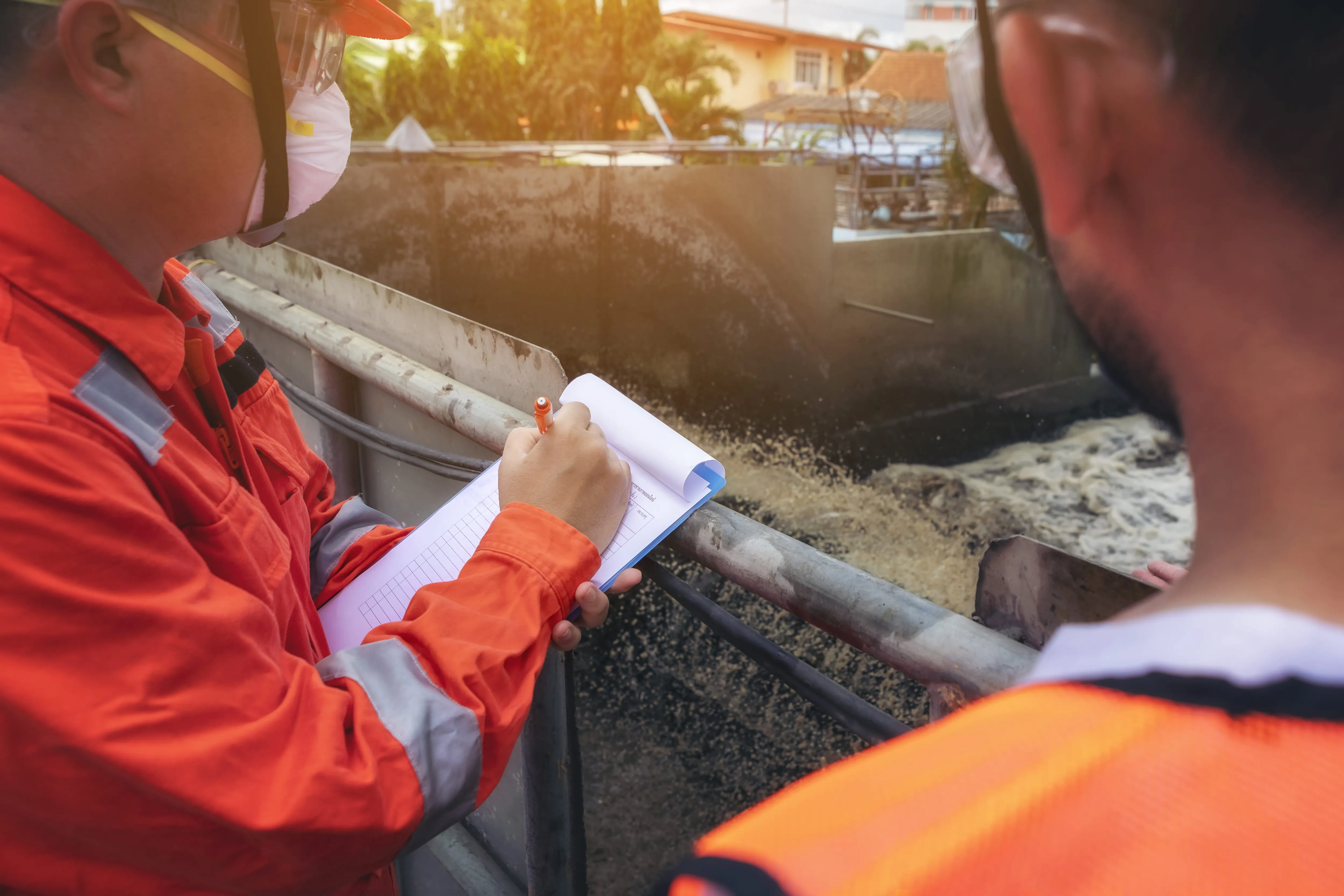 HL-En-Product-Photo-wwt-energy-audits-V3